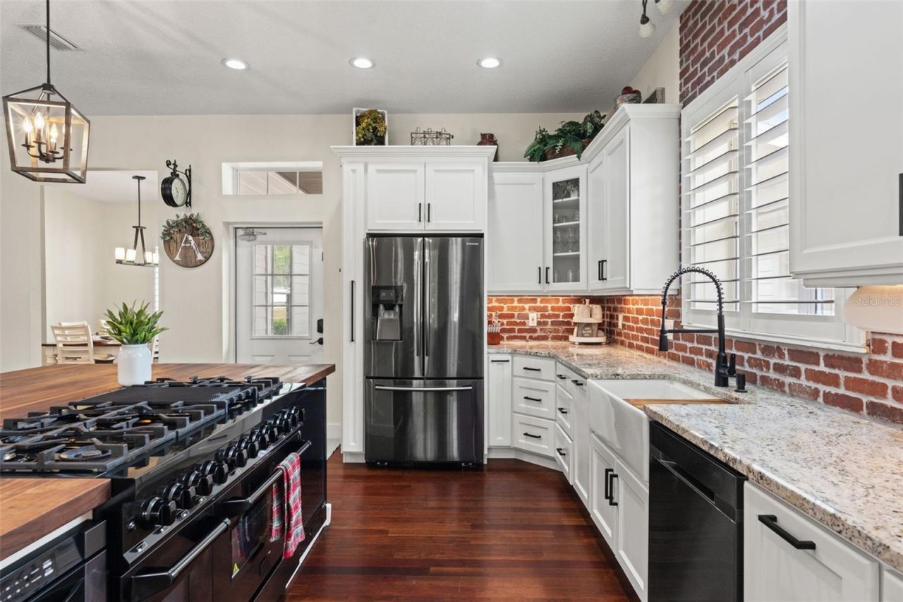 18420 Hancock Bluff Road, Dade City, FL 33523 Photo