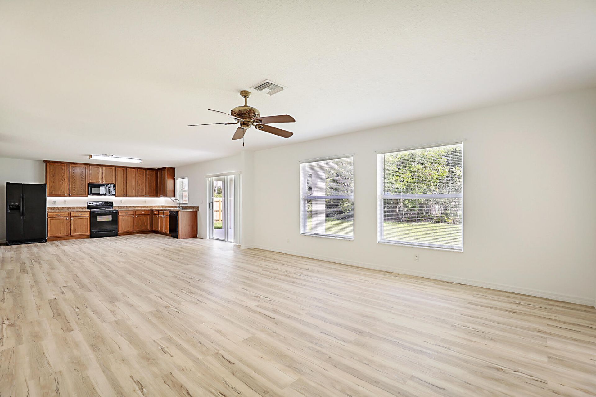 617 SE Karrigan Terrace, Port Saint Lucie, FL 34983 Photo