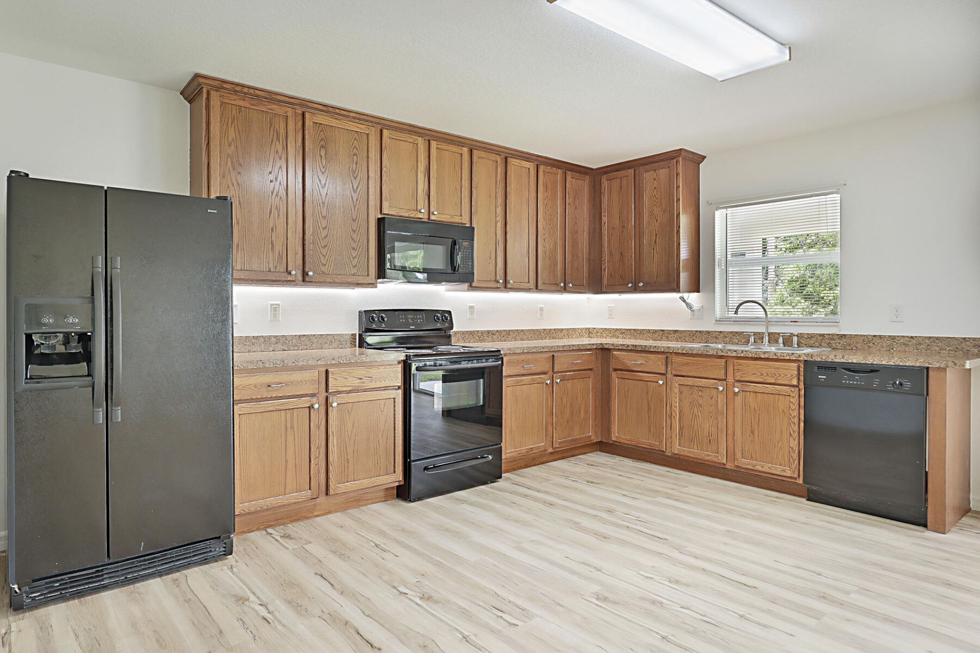 617 SE Karrigan Terrace, Port Saint Lucie, FL 34983 Photo