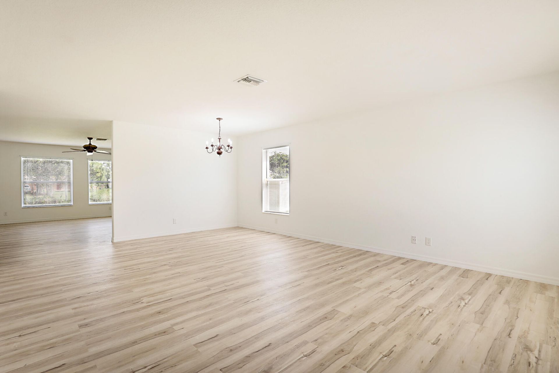 617 SE Karrigan Terrace, Port Saint Lucie, FL 34983 Photo