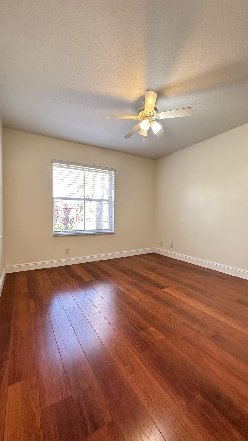 19010 SW 10th Street, Pembroke Pines, FL 33029 Photo