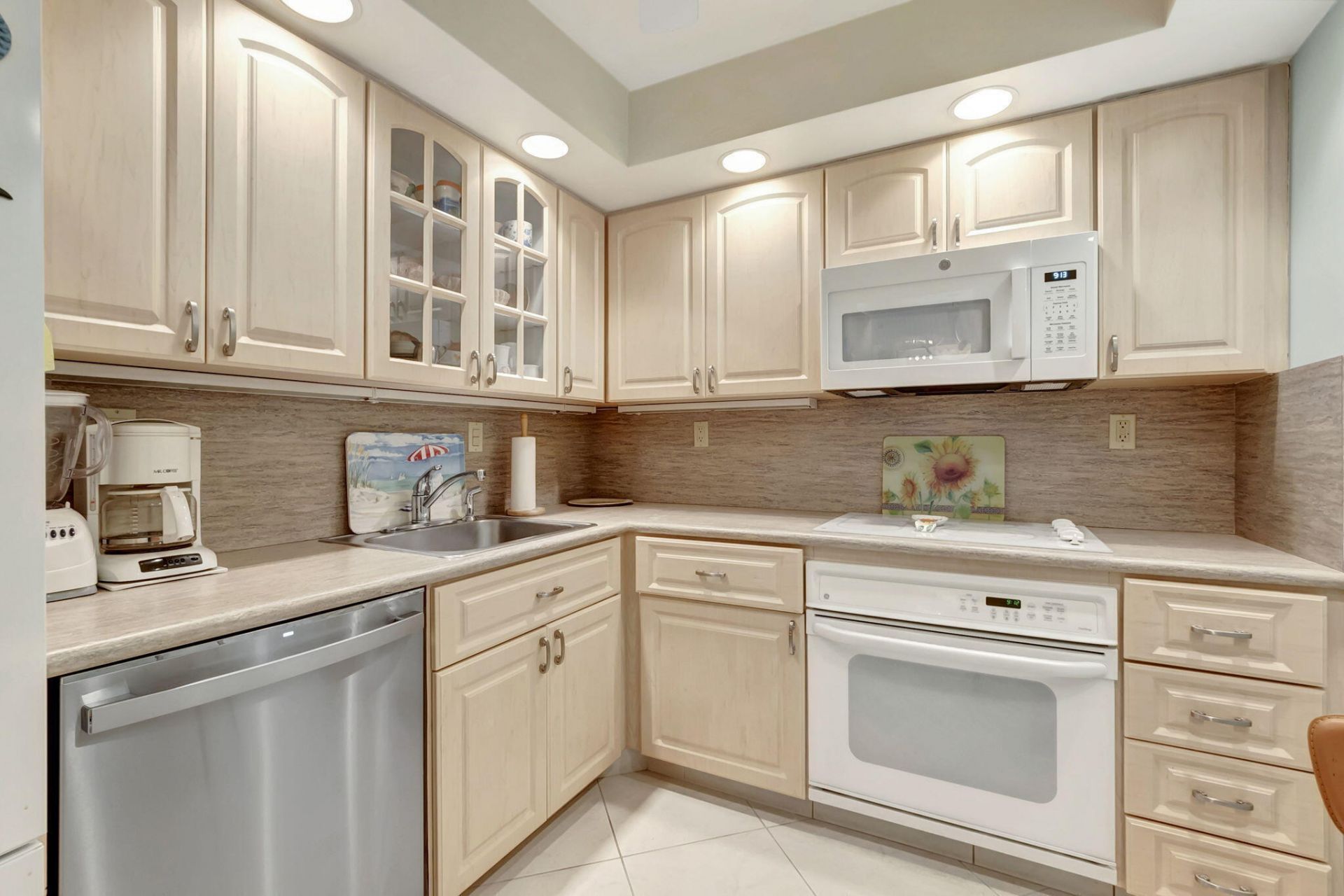 3215 S Ocean Boulevard, Unit 509, Highland Beach, FL 33487 Photo