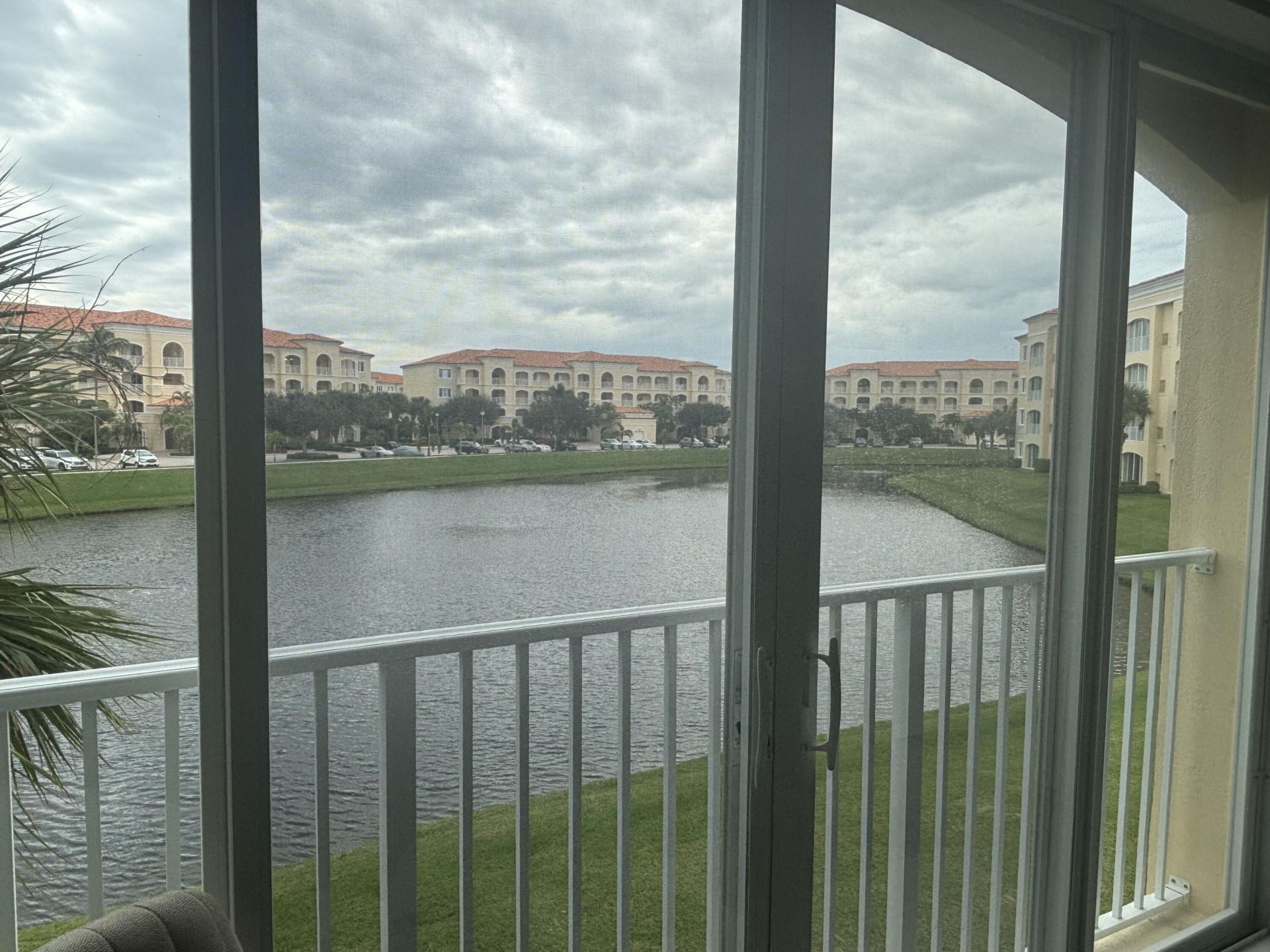 2 E Harbour Isle Dr Drive E, Unit 204, Fort Pierce, FL 34949 Photo