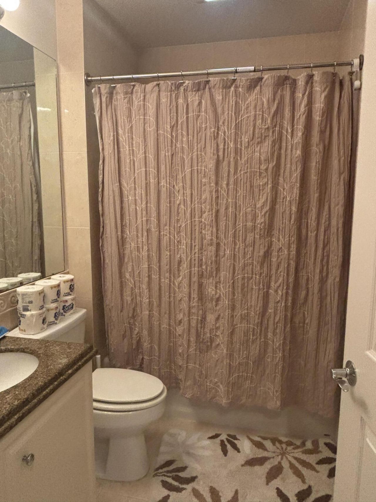 2 E Harbour Isle Dr Drive E, Unit 204, Fort Pierce, FL 34949 Photo