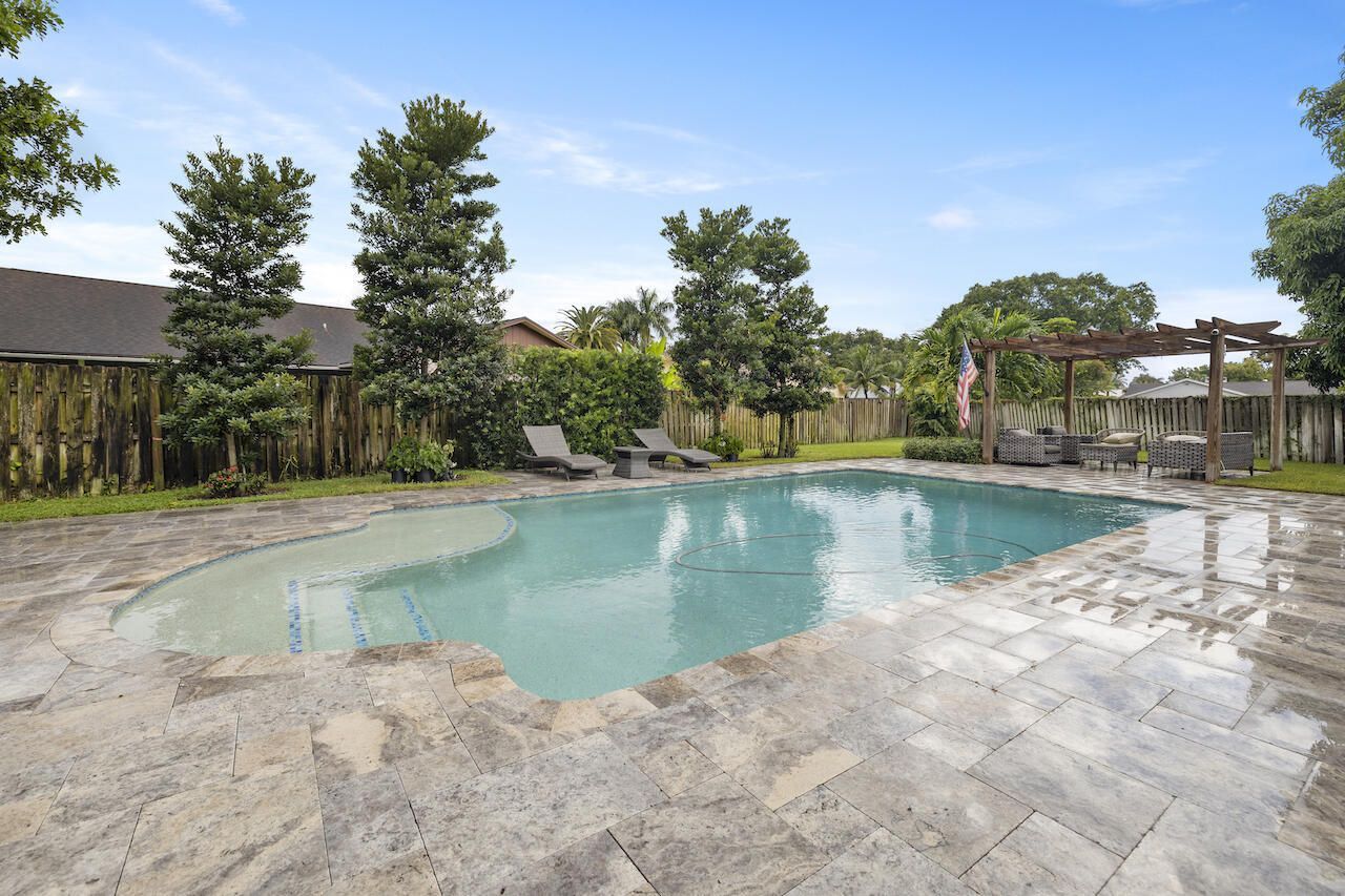 1145 Hickory Trail, Wellington, FL 33414 Photo