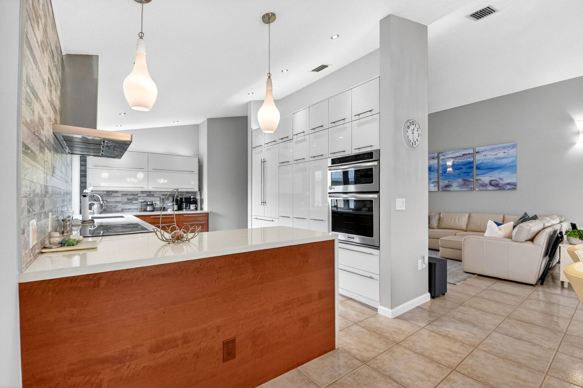 5067 Robino Circle, West Palm Beach, FL 33417 Photo