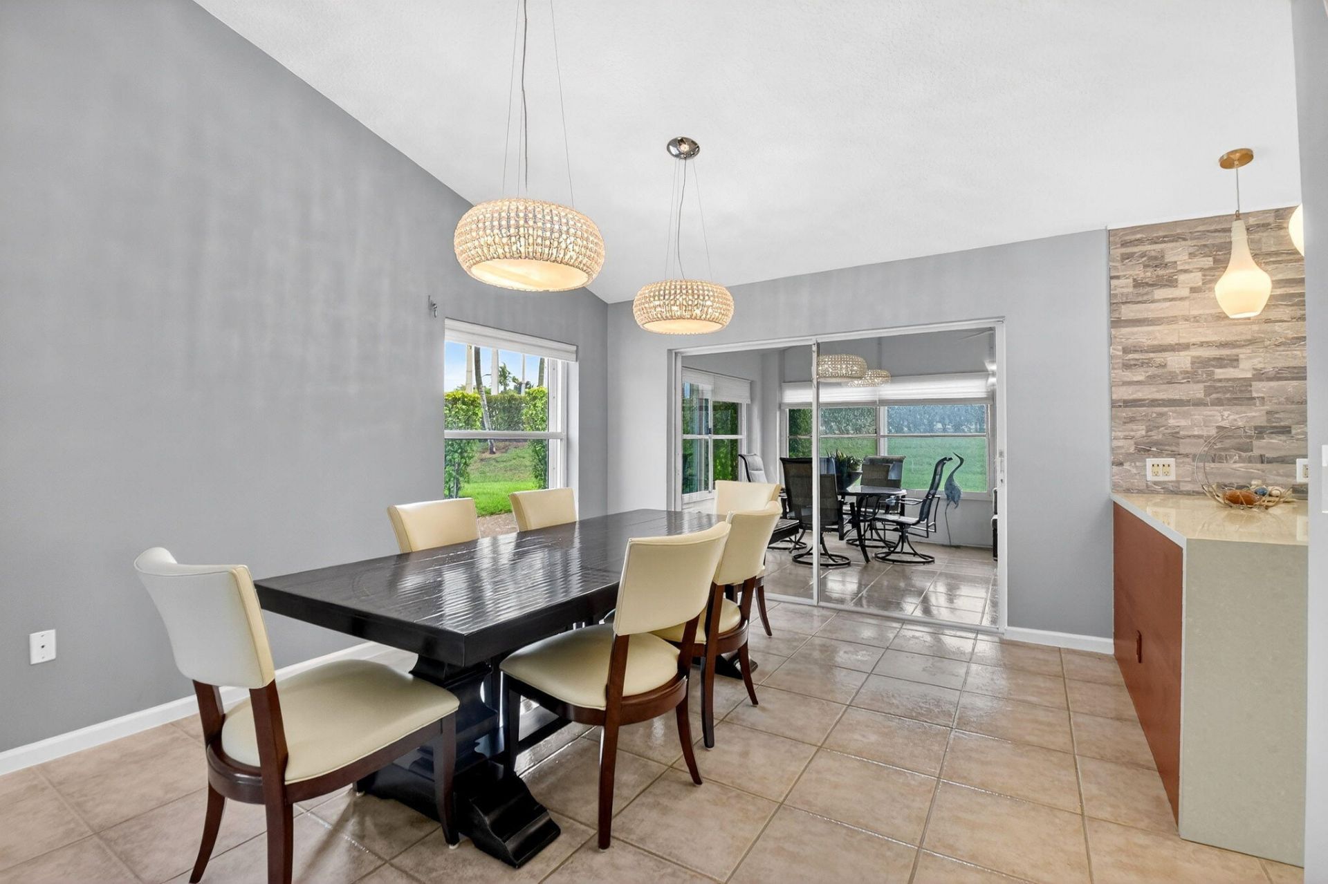 5067 Robino Circle, West Palm Beach, FL 33417 Photo