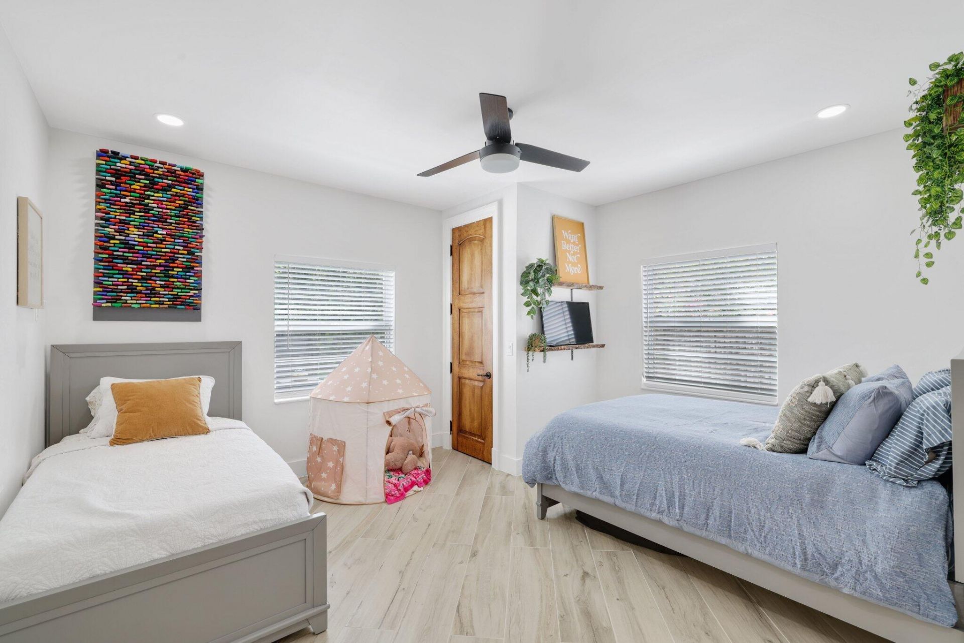 706 Sunset Road, West Palm Beach, FL 33401 Photo