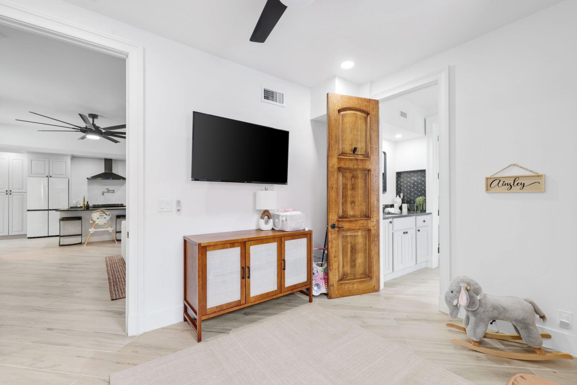 706 Sunset Road, West Palm Beach, FL 33401 Photo