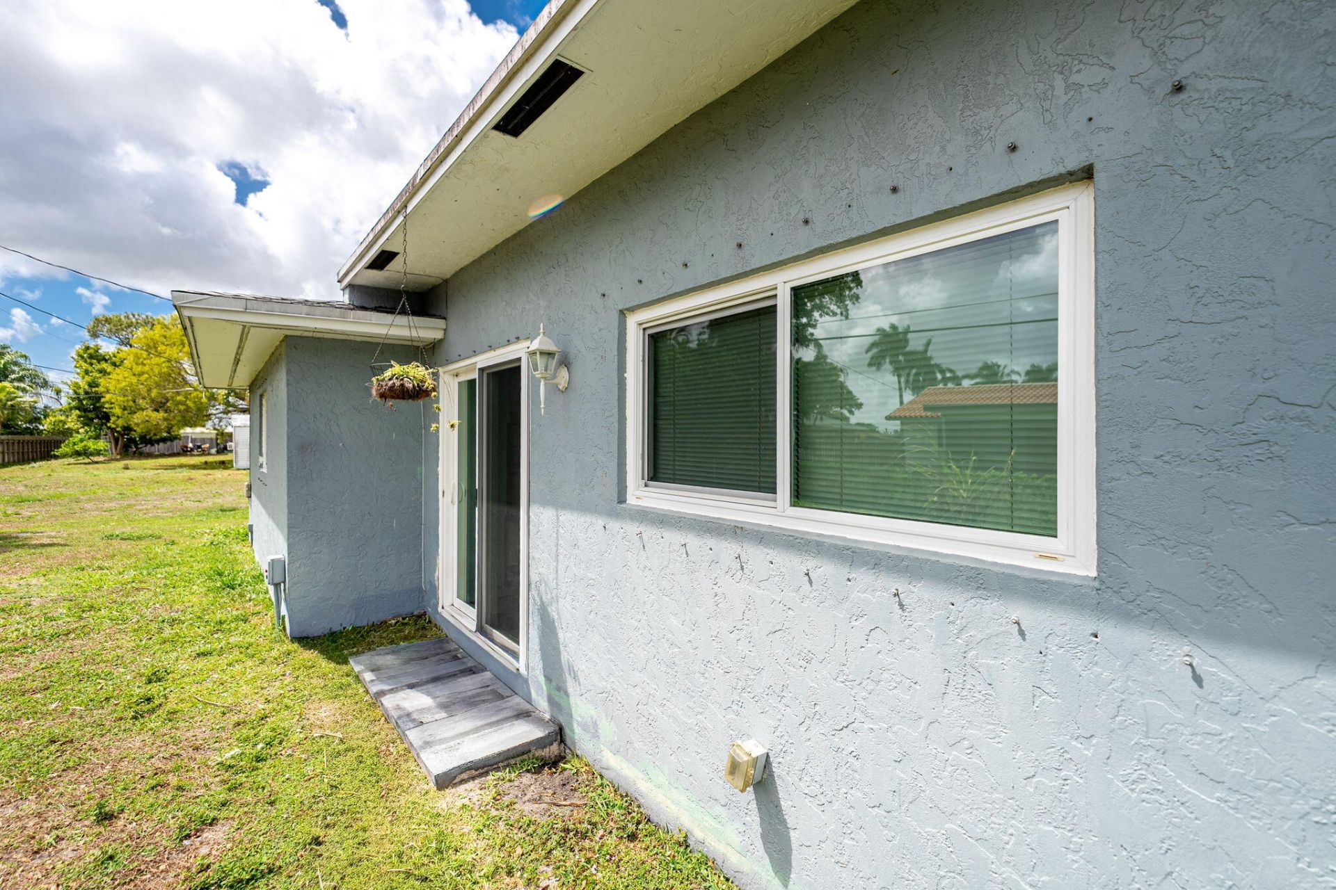 13 W Palmetto Road, Lake Worth, FL 33467 Photo