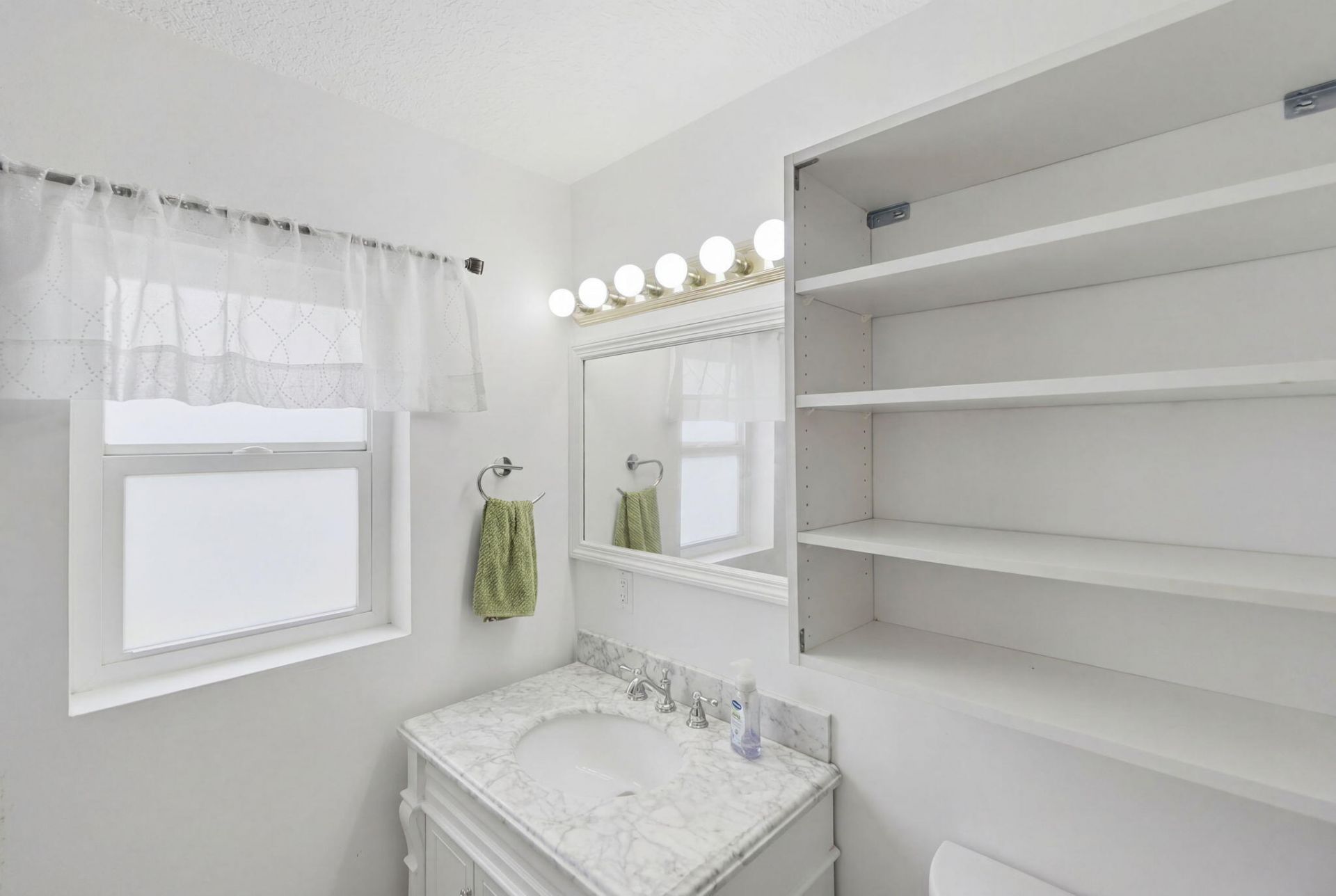 13 W Palmetto Road, Lake Worth, FL 33467 Photo