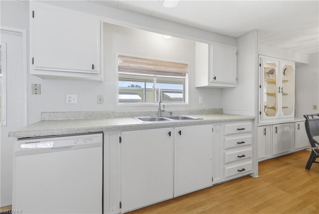 726 Knotty Pine Cir , North Fort Myers, FL 33917 Photo