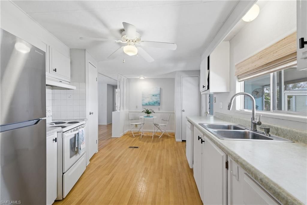 726 Knotty Pine Cir , North Fort Myers, FL 33917 Photo