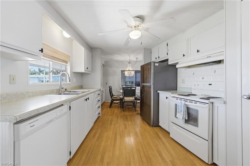 726 Knotty Pine Cir , North Fort Myers, FL 33917 Photo