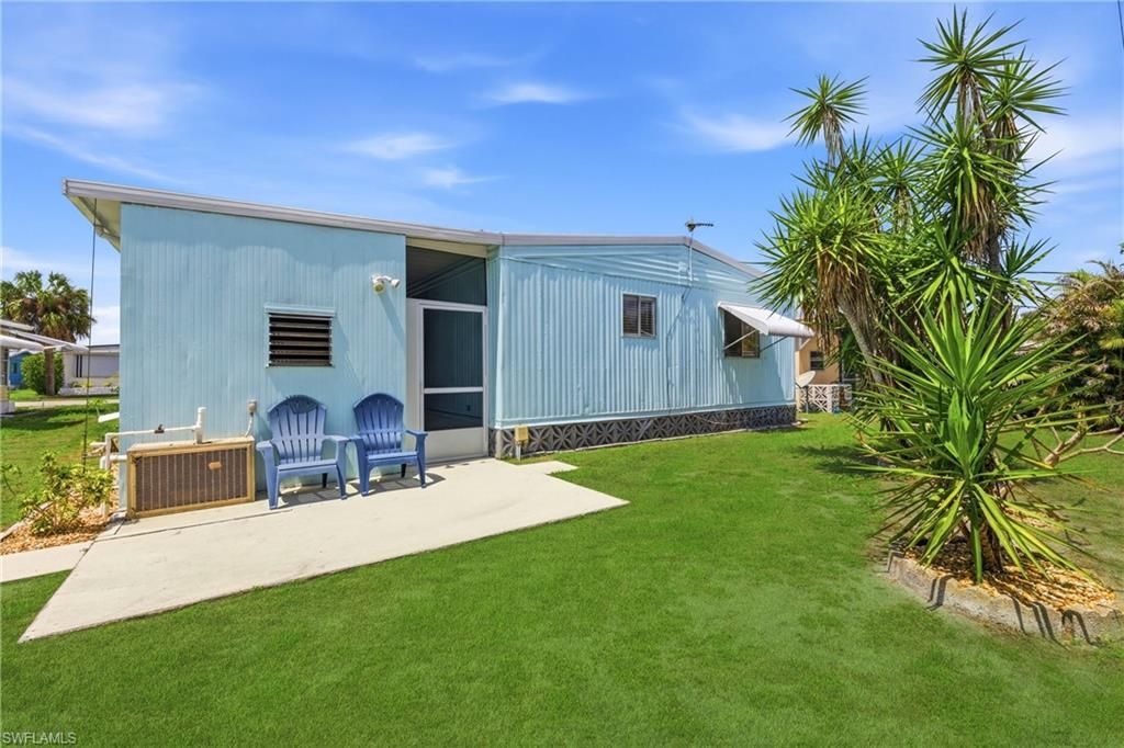 726 Knotty Pine Cir , North Fort Myers, FL 33917 Photo