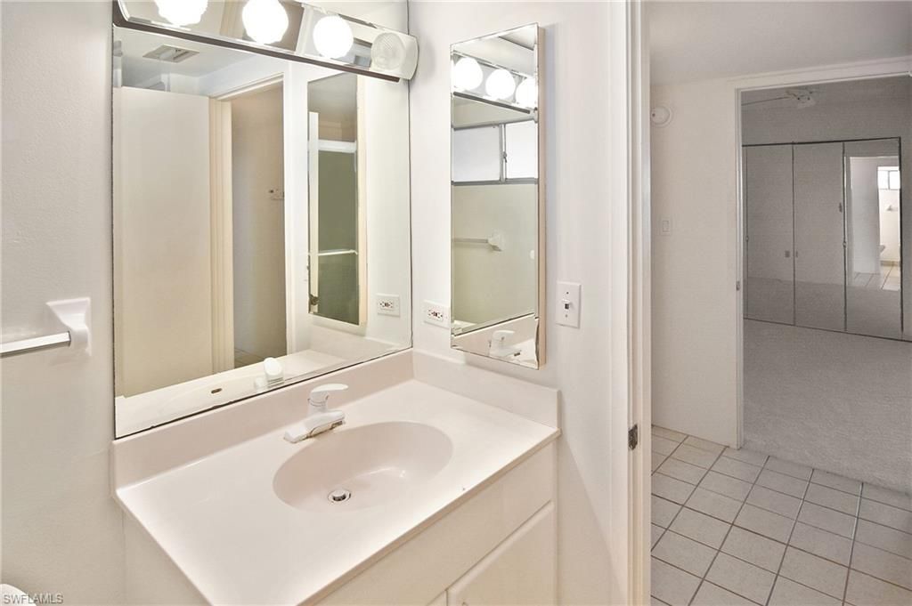200 Periwinkle Way, Unit 225, Sanibel, FL 33957 Photo