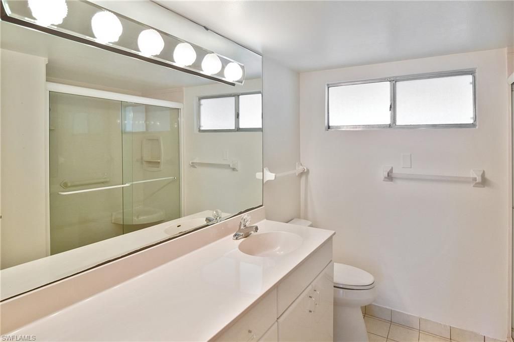 200 Periwinkle Way, Unit 225, Sanibel, FL 33957 Photo