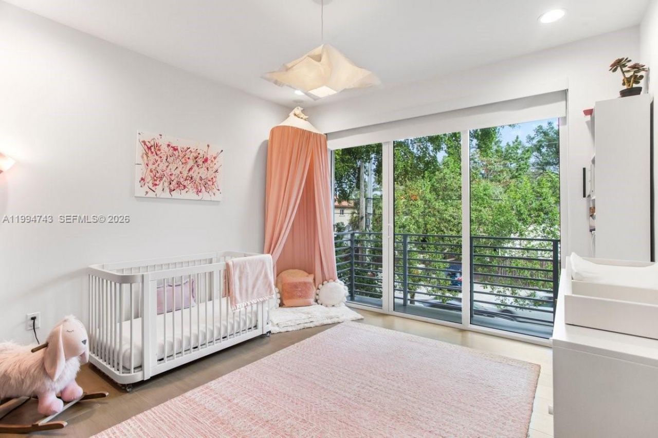 3052 Day Ave , Unit 2, Miami, FL 33133 Photo