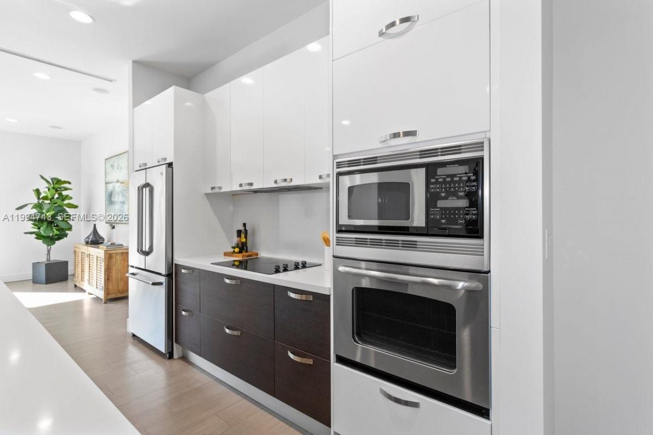 3052 Day Ave , Unit 2, Miami, FL 33133 Photo