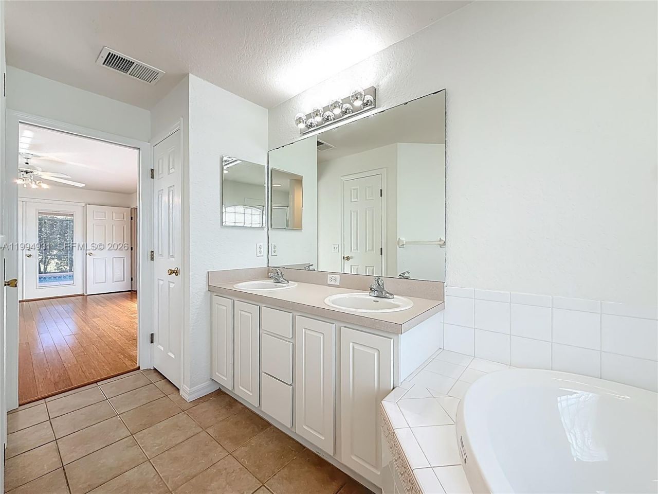 7443 Beaumont Dr , Lakeland, FL 33810 Photo