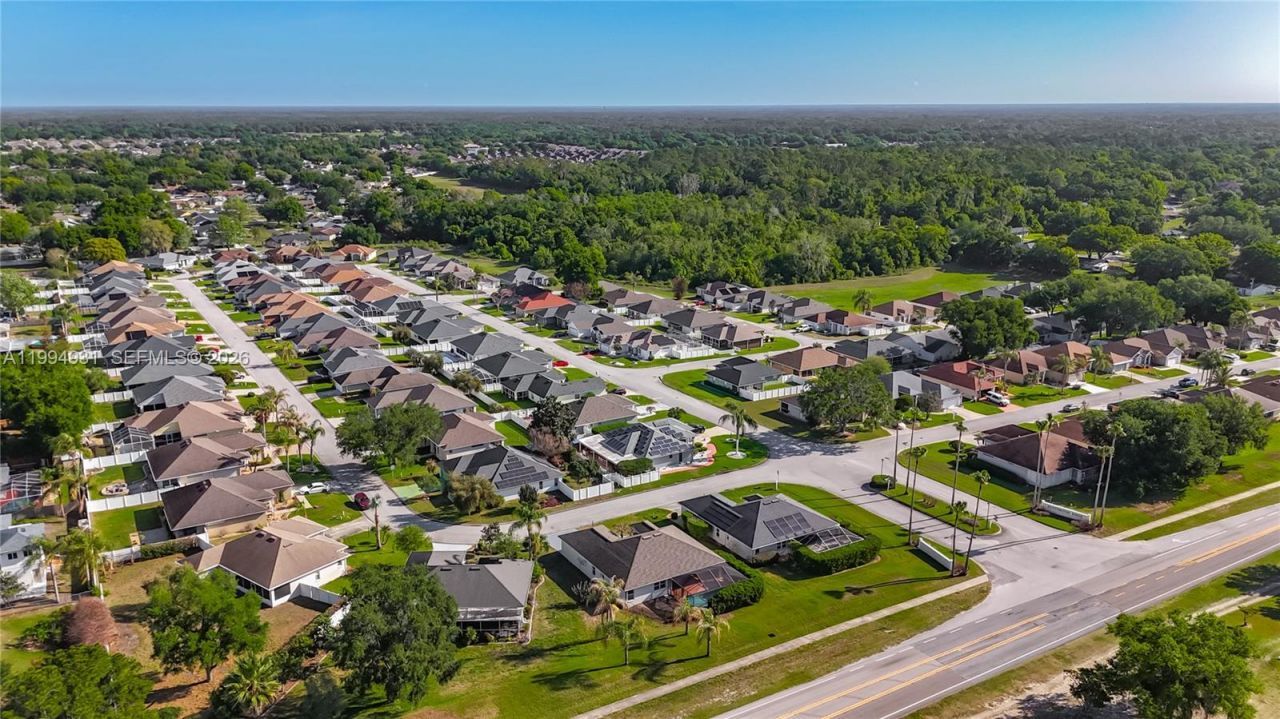 7443 Beaumont Dr , Lakeland, FL 33810 Photo