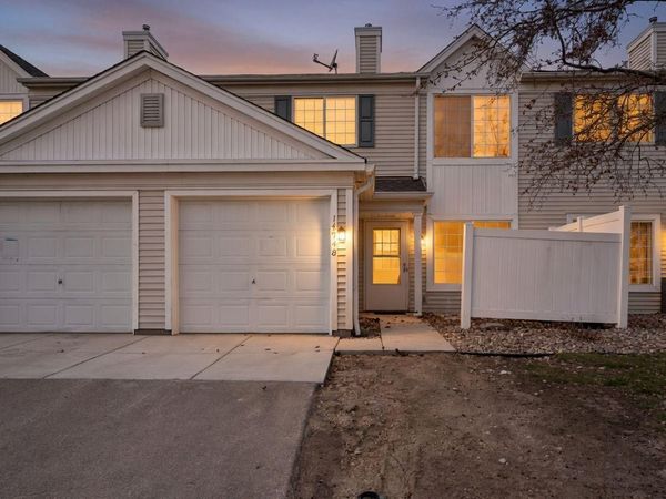 14748 Excelsior Lane, Unit 10, Apple Valley, MN 55124