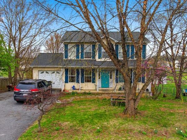 279 JETTA CIRCLE, MARTINSBURG, WV 25403