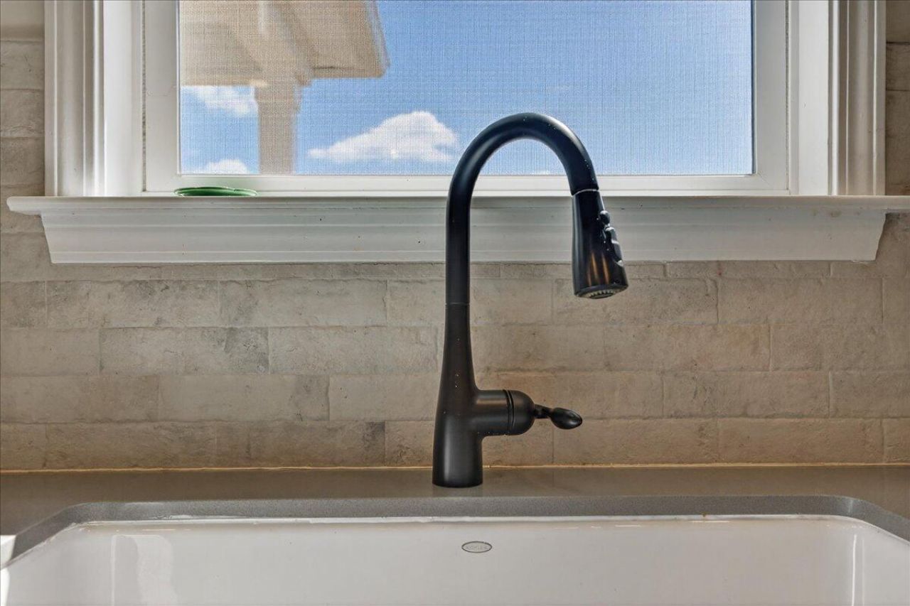 447 Navona Drive Photo 14