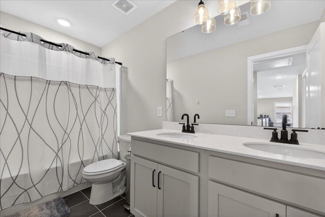 447 Navona Drive Photo 31