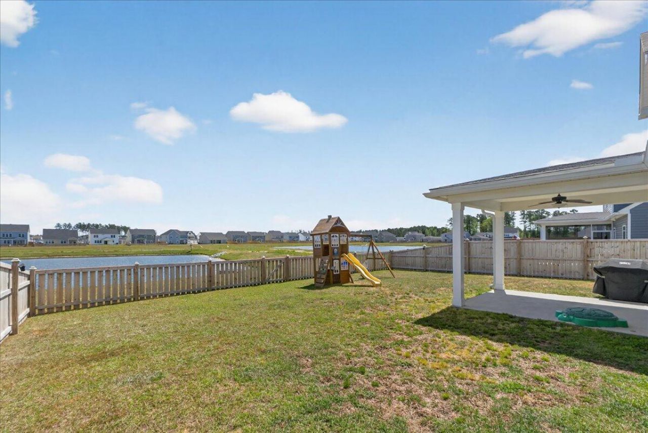 447 Navona Drive Photo 37