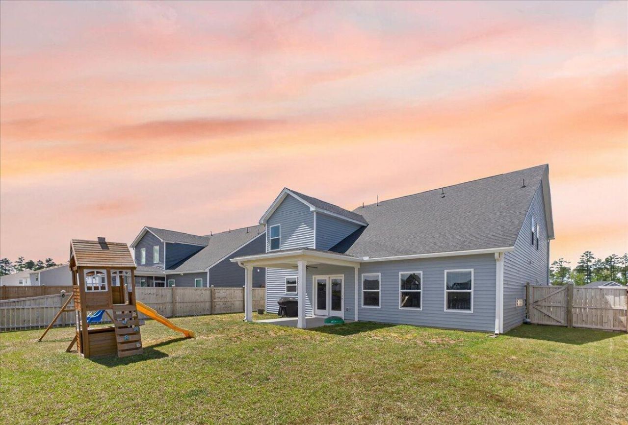 447 Navona Drive Photo 40