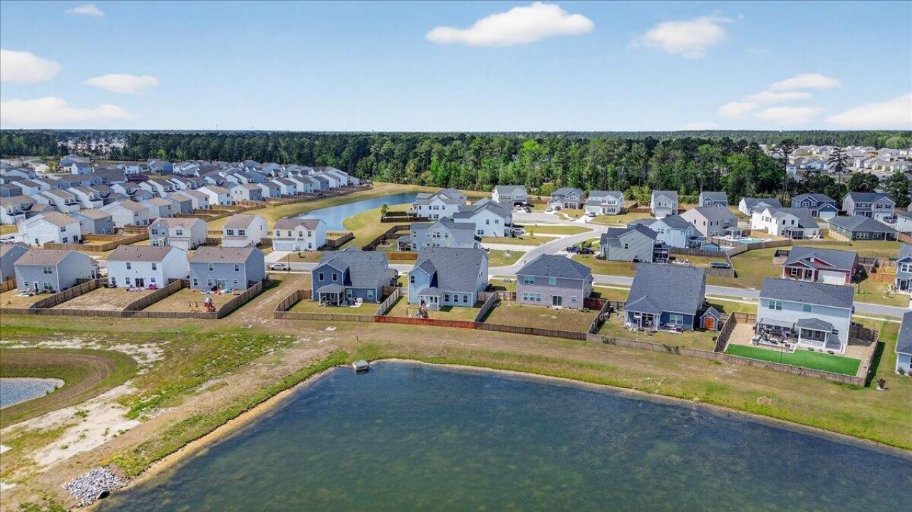 447 Navona Drive Photo 44