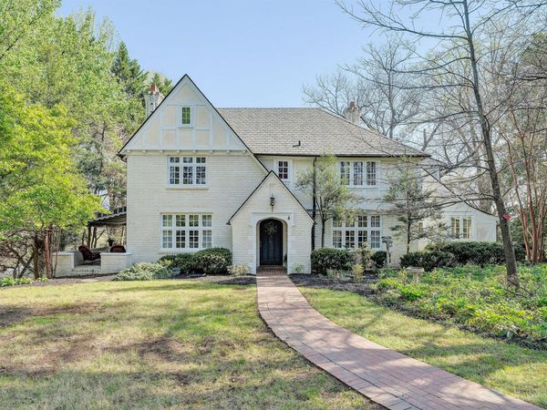 3814 Belle Aire CIR SW, Roanoke, VA 24018