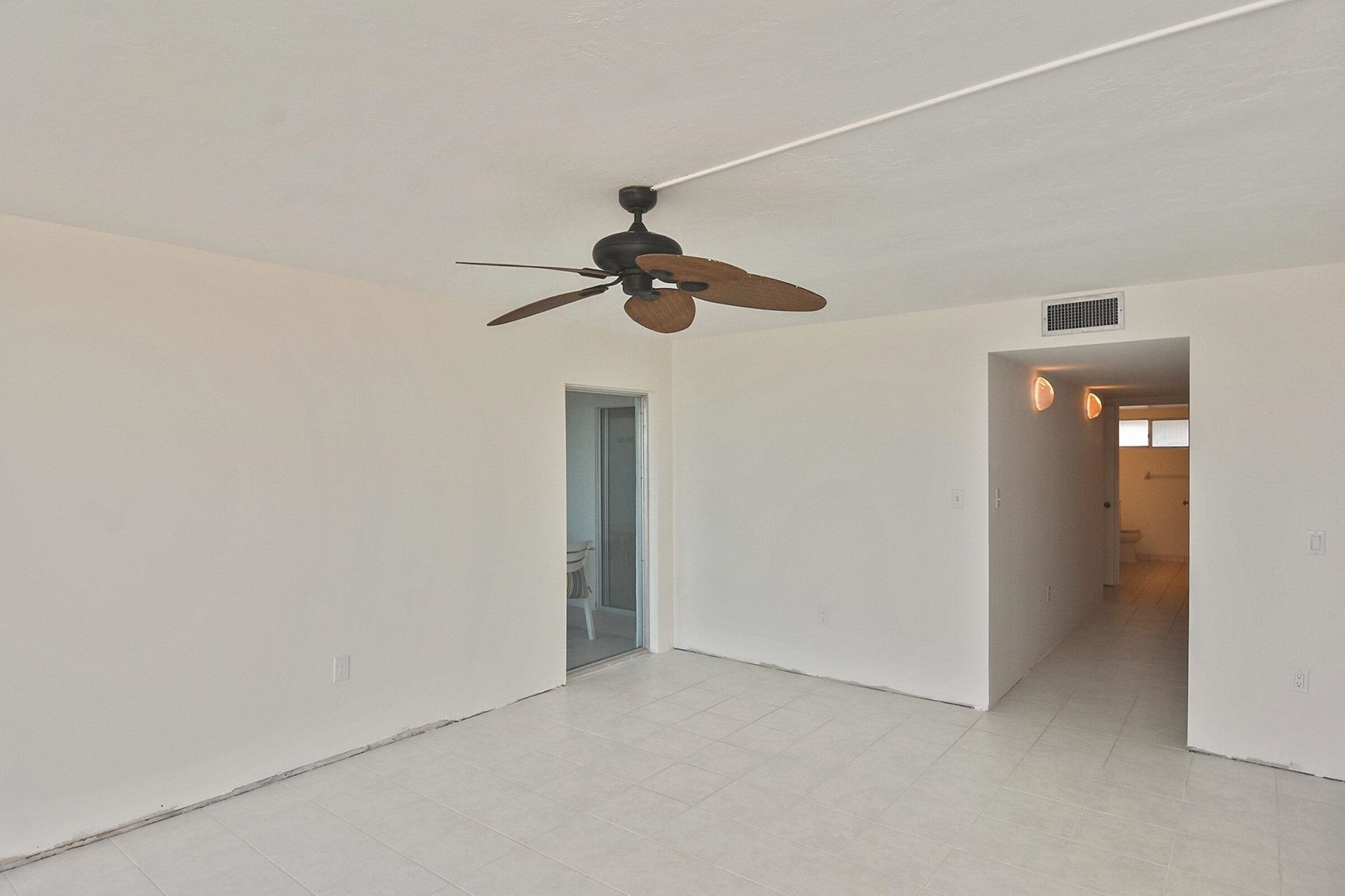 200 Periwinkle Way, Unit 225, Sanibel, FL 33957 Photo