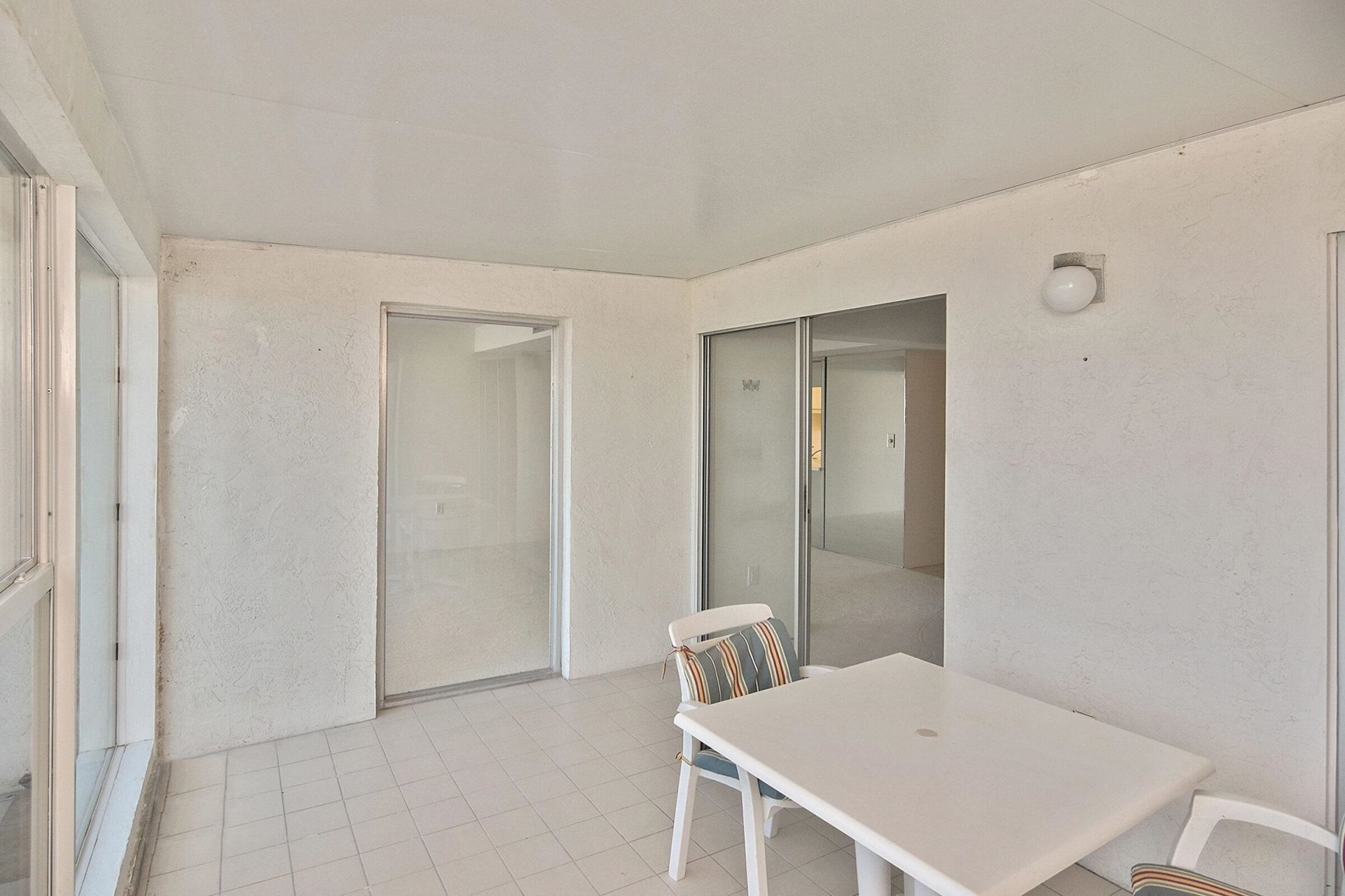 200 Periwinkle Way, Unit 225, Sanibel, FL 33957 Photo