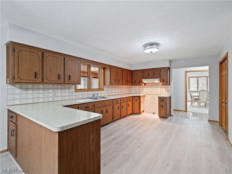 14345 W Sprague Road, Strongsville, OH 44136 Photo 20