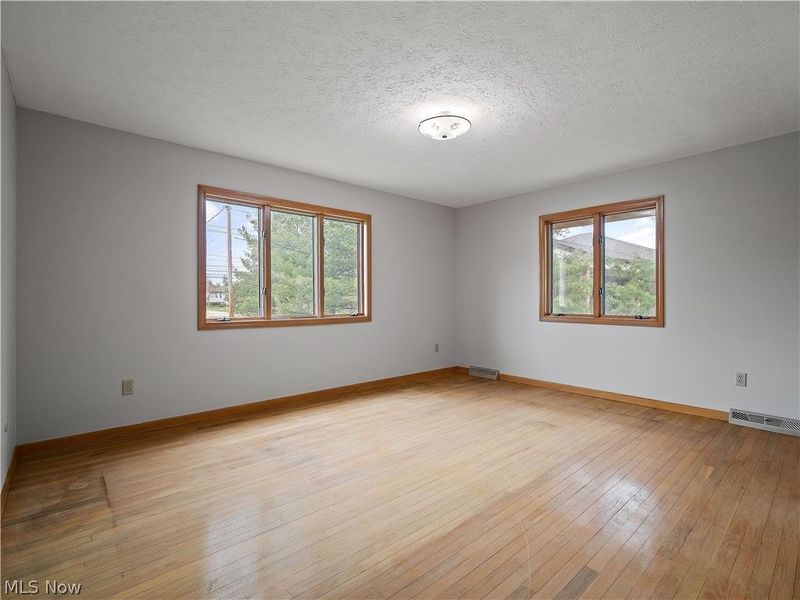 14345 W Sprague Road, Strongsville, OH 44136 Photo 31