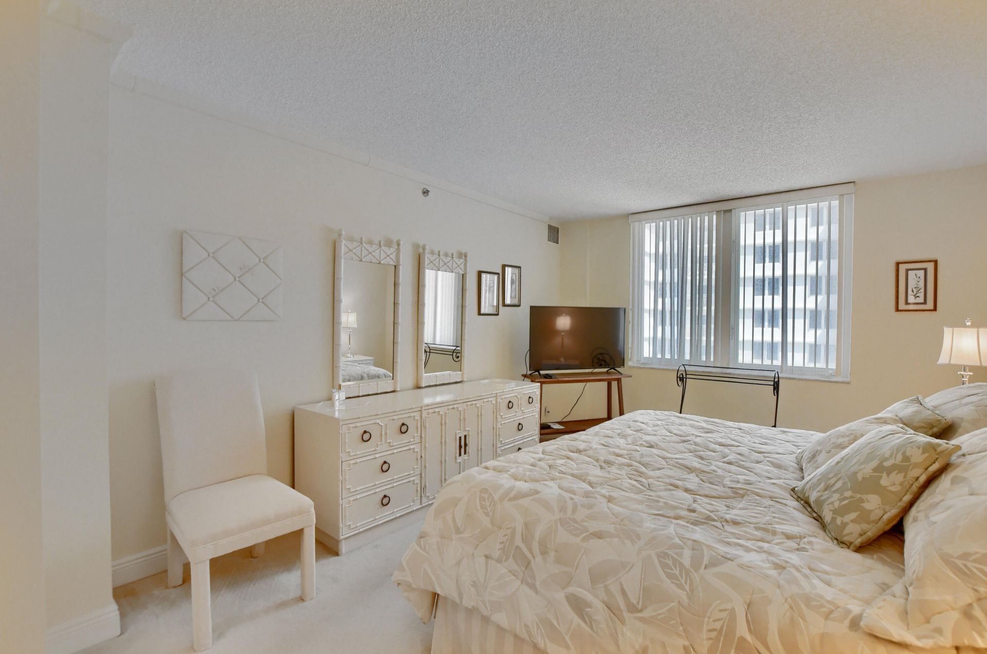 3221 S Ocean Boulevard, Unit 308, Highland Beach, FL 33487 Photo