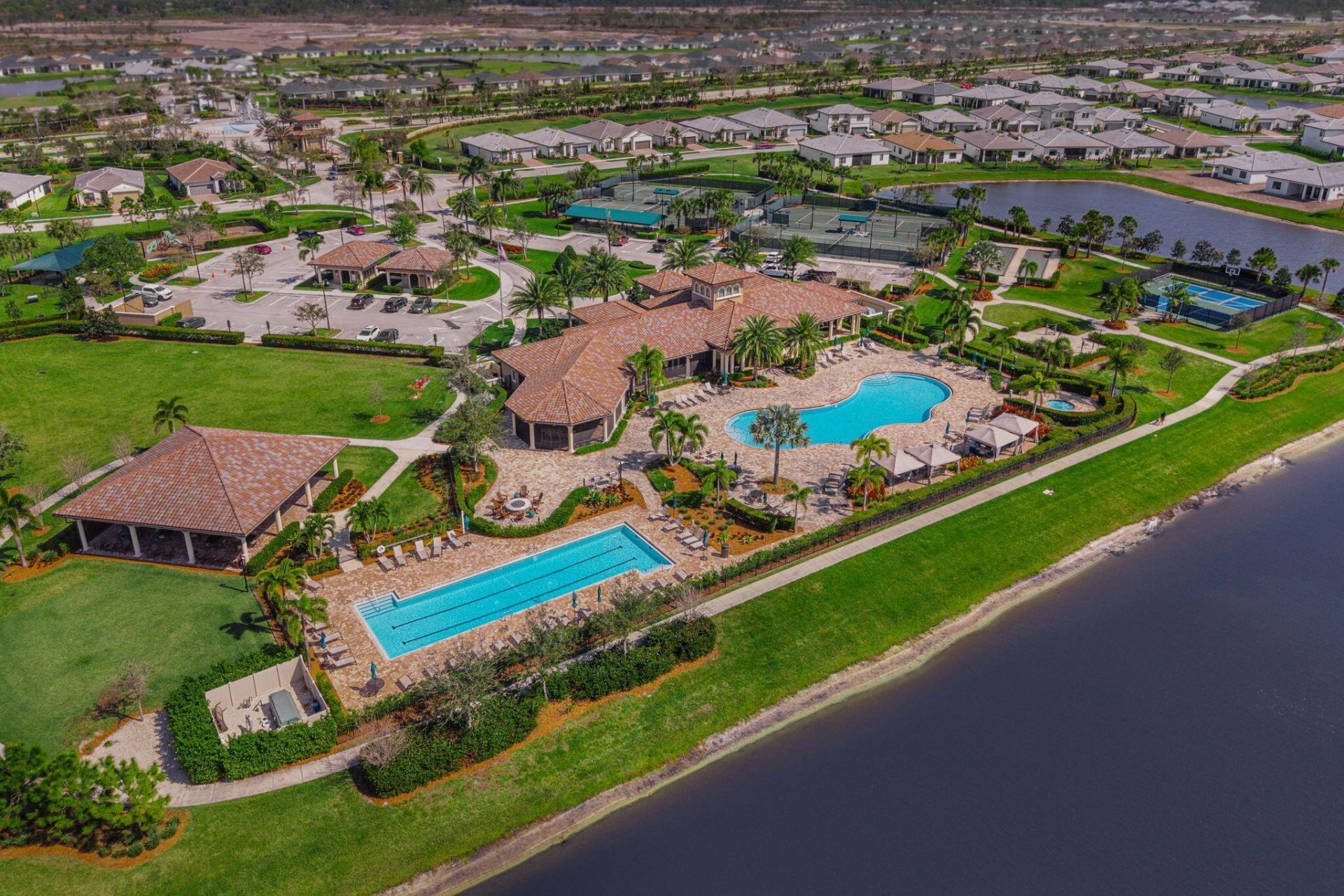 283 SE Courances Drive, Port Saint Lucie, FL 34984 Photo