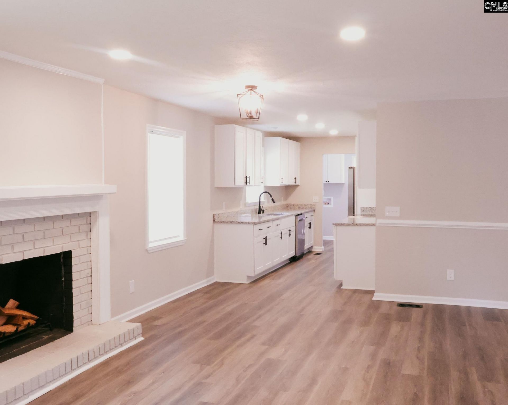 3345 Hill Springs Drive  Photo 10