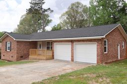 3345 Hill Springs Drive  photo 4