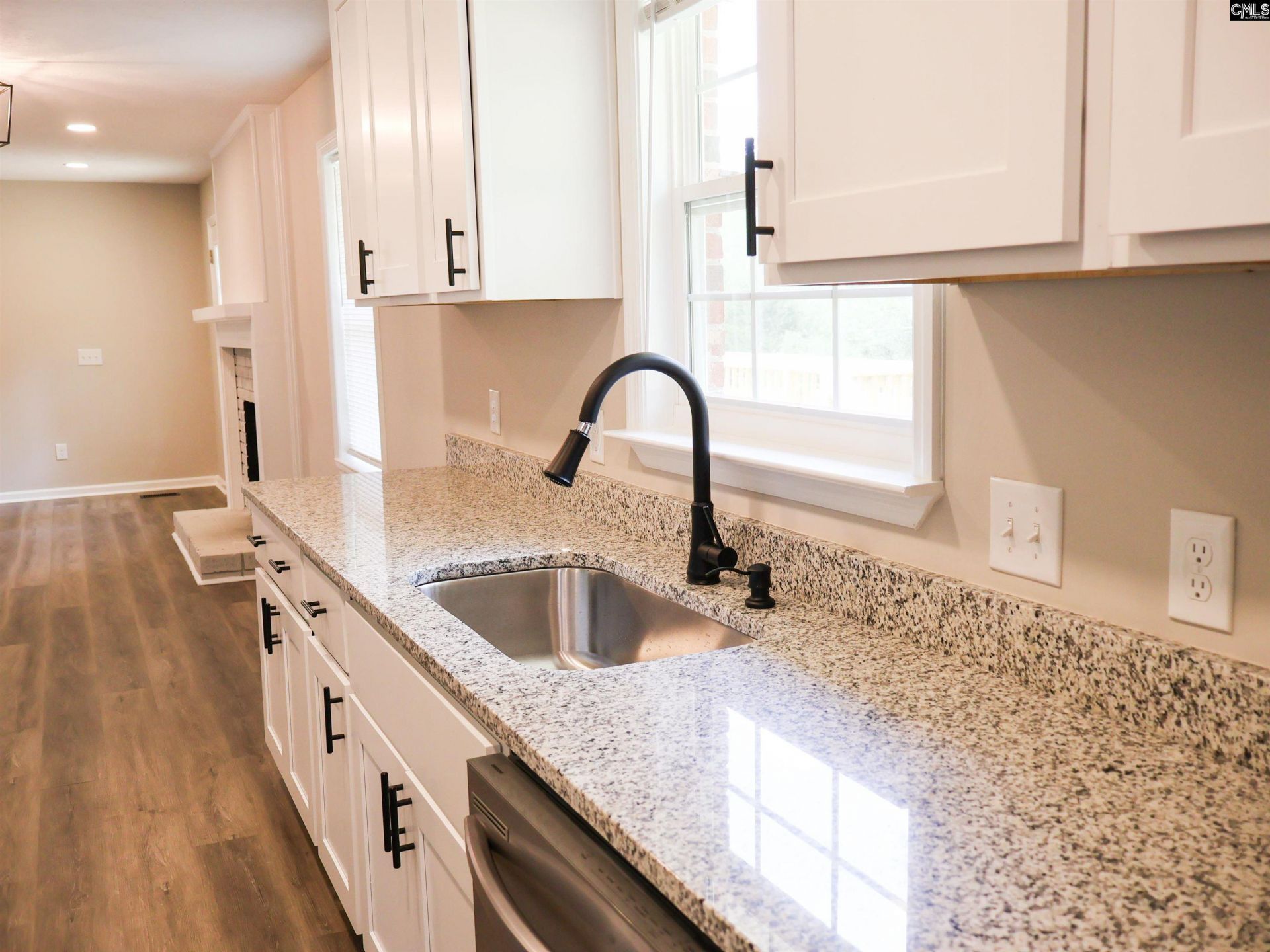 3345 Hill Springs Drive  Photo 6