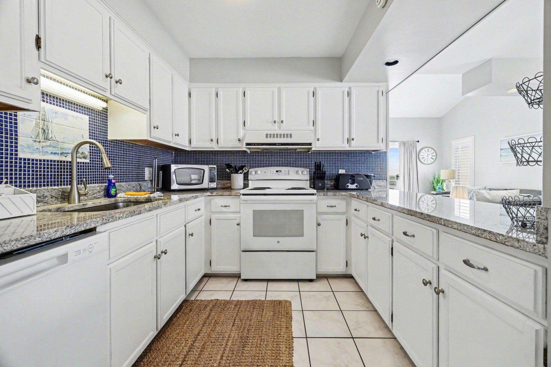 807 S Ocean Blvd. Photo 4