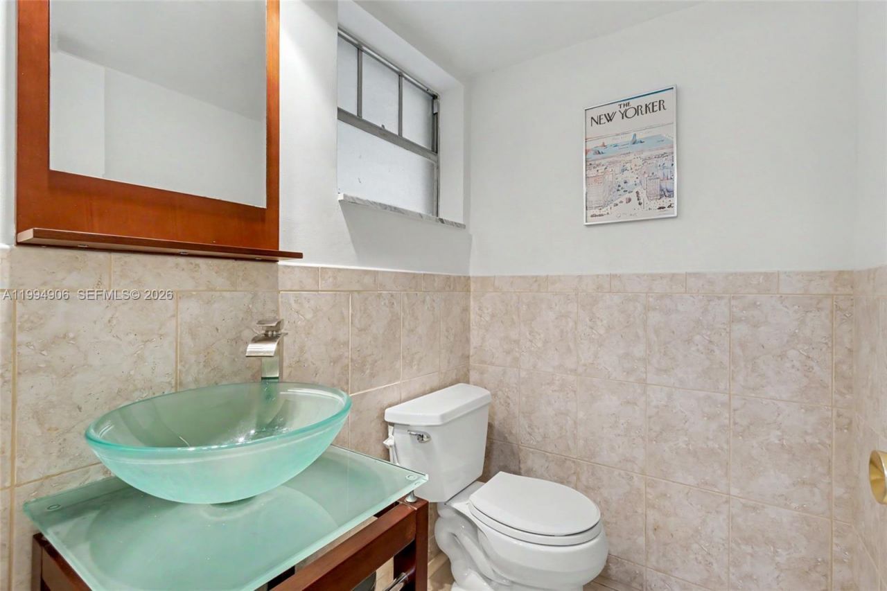 1000 Hillcrest Ct , Unit 215, Hollywood, FL 33021 Photo