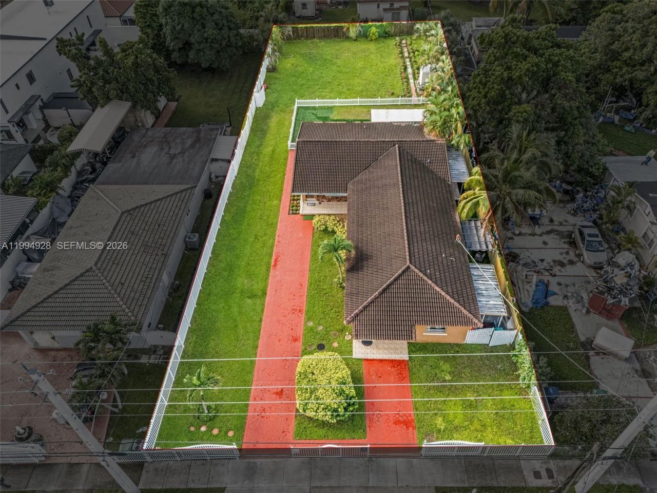 8820 SW 27th St , Miami, FL 33165 Photo