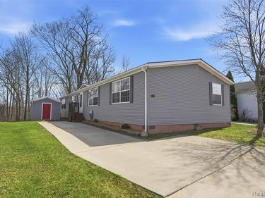 11348 Stoneridge Circle, Green Oak Twp, MI 48178