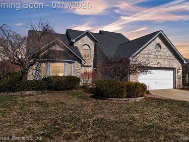 11673 Diamond Lane, Washington Twp, MI 48094