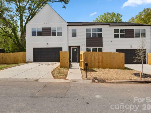 4431 Fair Street , Charlotte, NC 28208