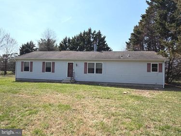 261 ANDREWS LAKE ROAD, FELTON, DE 19943