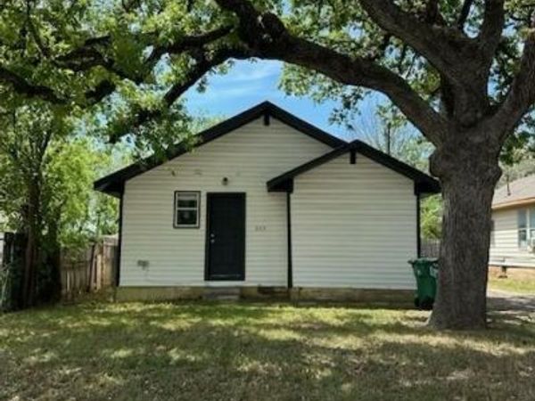 313 N Wood Street, Denton, TX 76209
